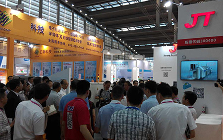 深圳市市长许勤莅临第四届中国电子装备产业博览会j9.com九游会展位参观并指导工作